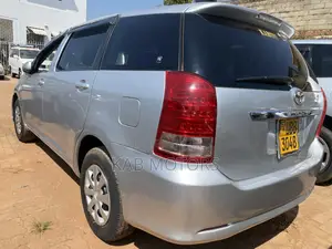 Toyota Wish 2007 Silver