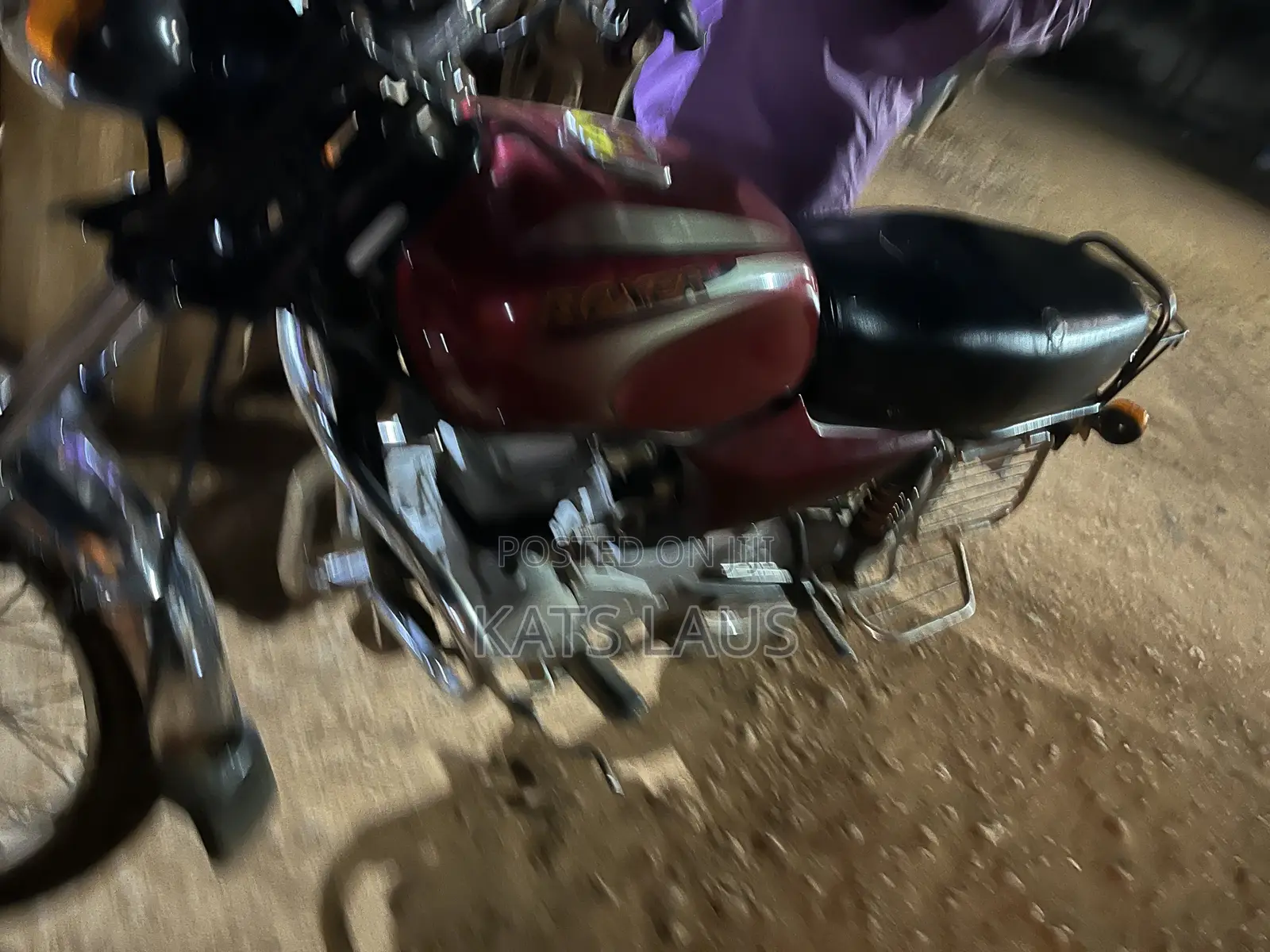 Bajaj Boxer 2020 Red