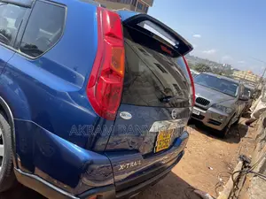 Nissan X-Trail 2015 Blue