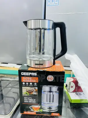 Geepas 1.8 Liters Unbreakable Glass Kettle