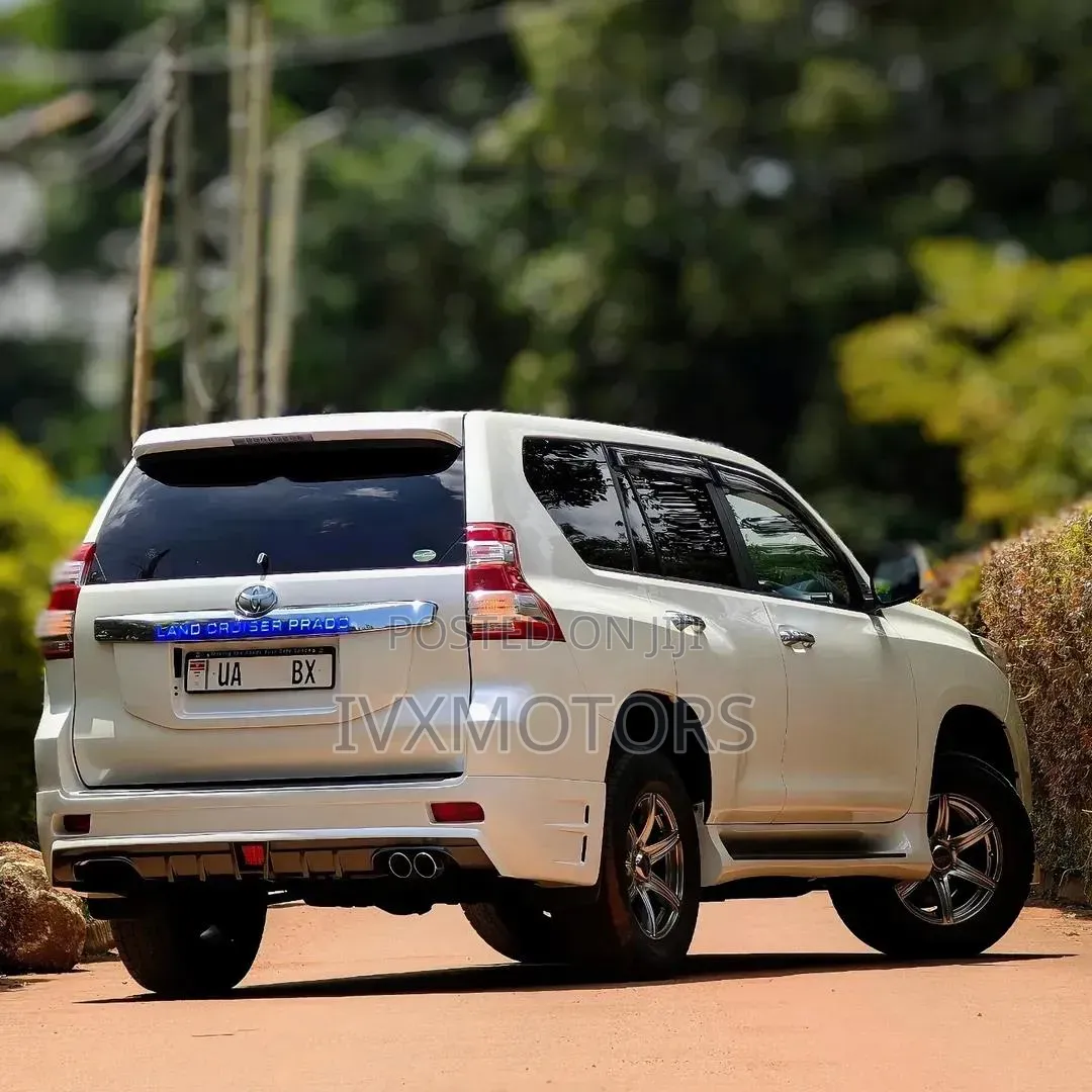 Toyota Land Cruiser 2015 White