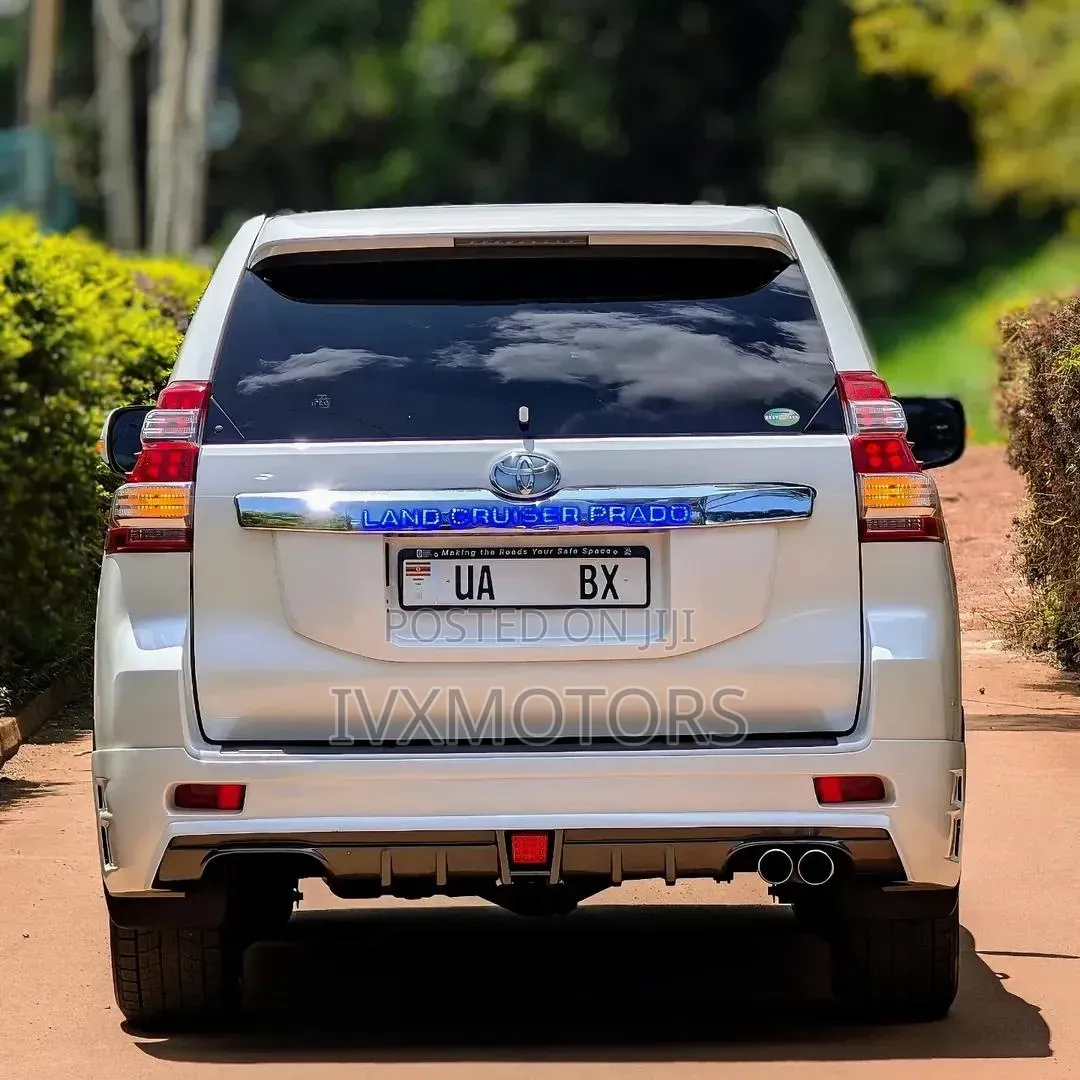 Toyota Land Cruiser 2015 White