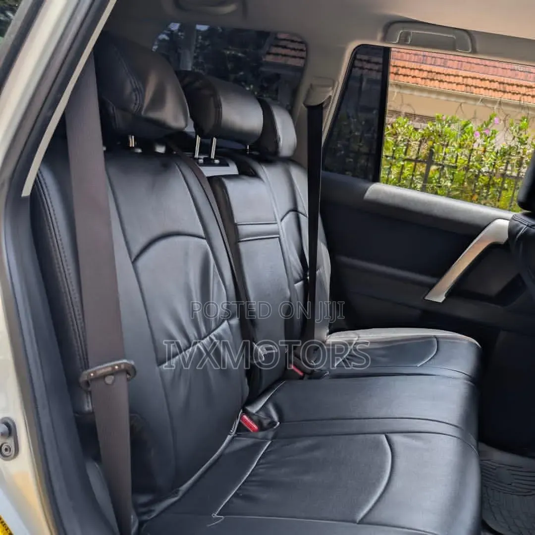 Toyota Land Cruiser 2015 White