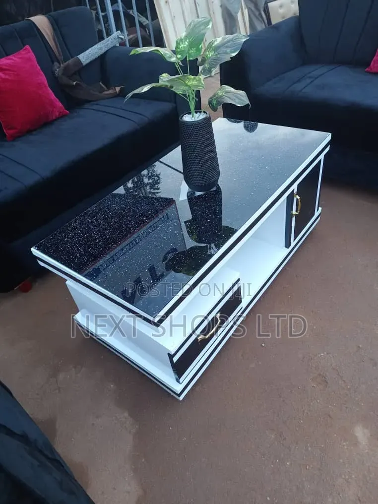 Center Table/Center Table/Centre Tables/Centre Tables/Centretable C001