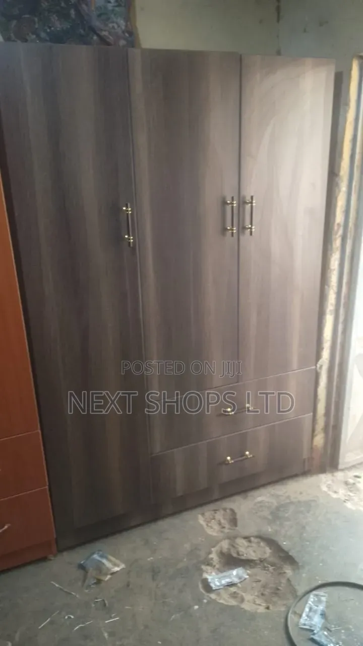 Wardrobe/Wardrobe/Wardrobes/Wardrobes/Wardrobe1/Wardrobes1