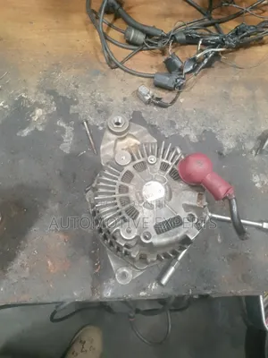 Alternator Nissan Fuga