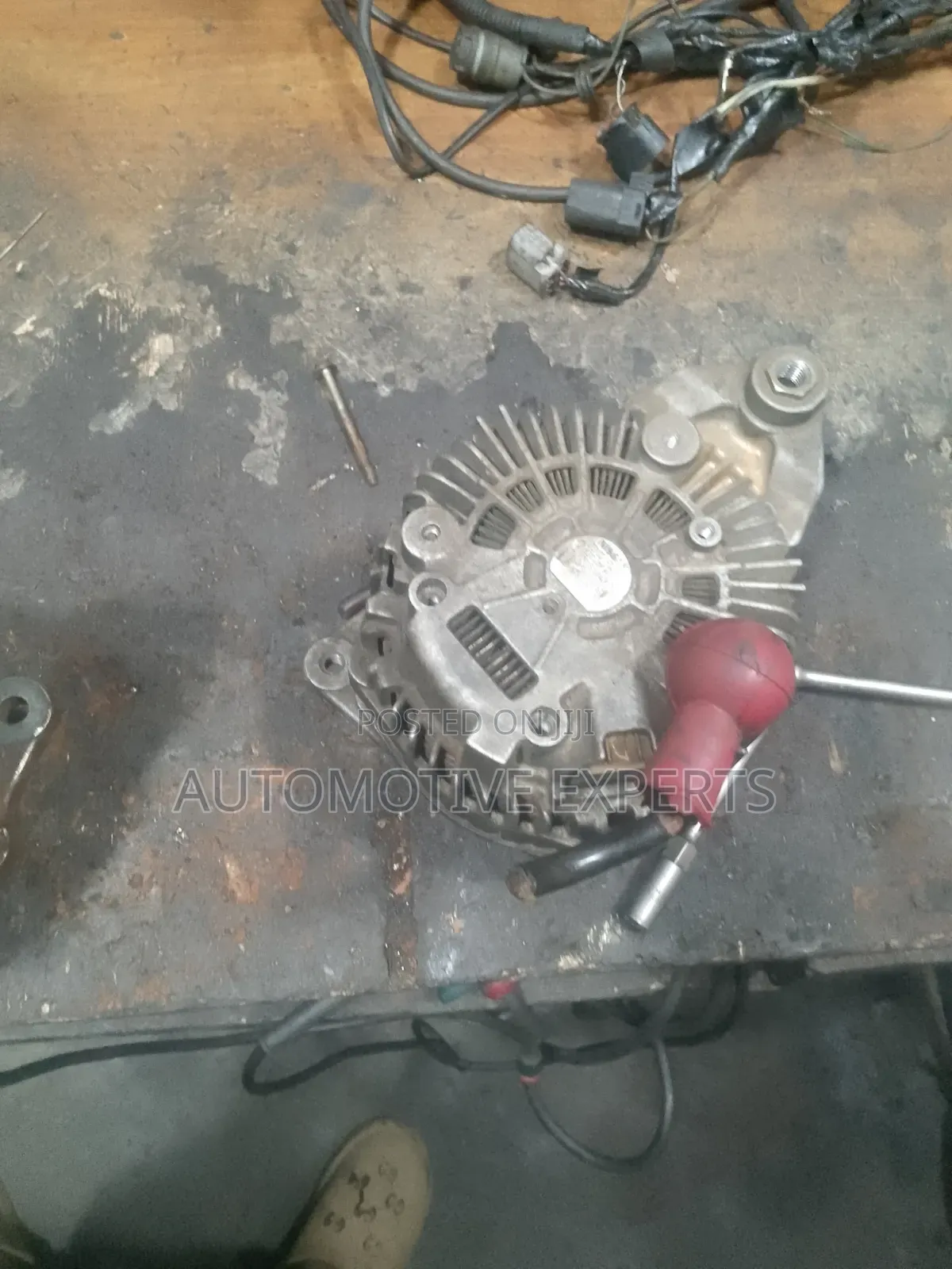 Alternator Nissan Fuga
