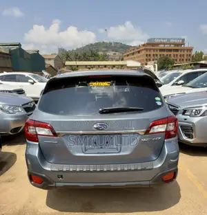 Subaru Outback 2.5i Premium AWD 2018 Gray