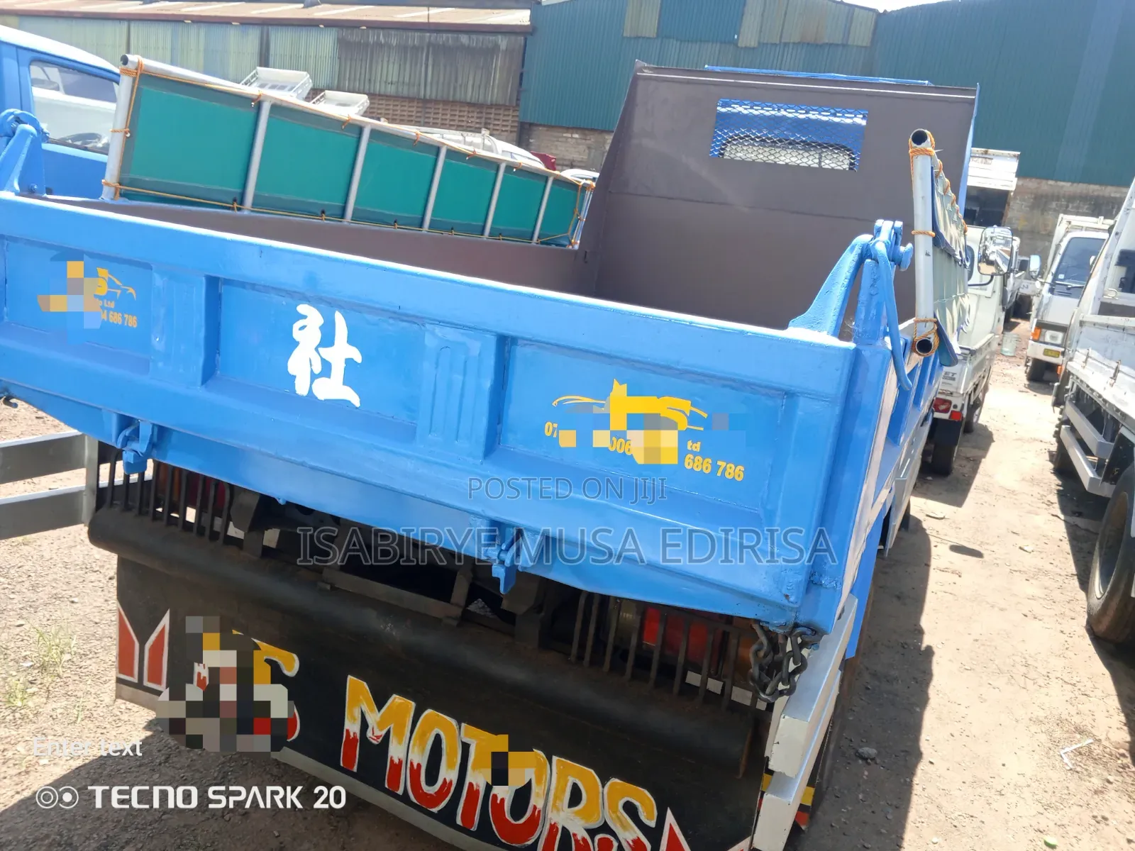 Isuzu Dumper Big Tyre