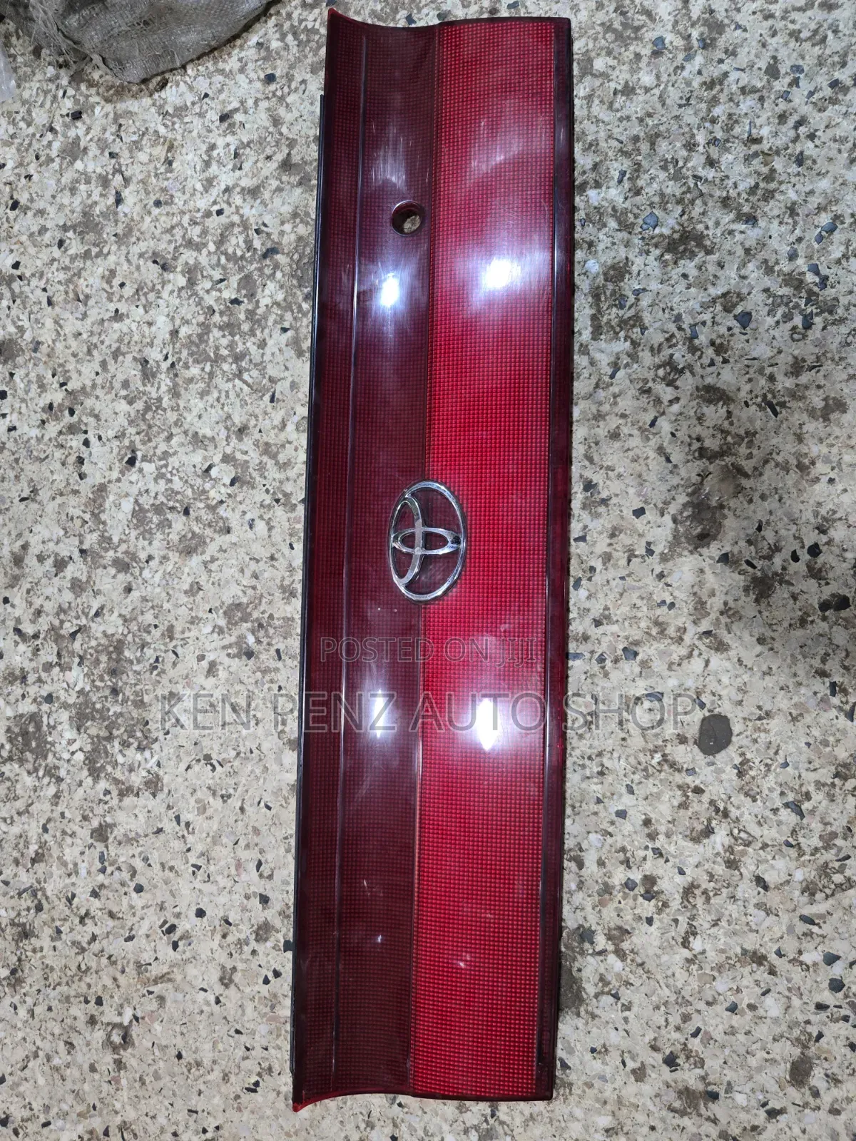 Toyota Carina 190 Boot Reflector Taillamp
