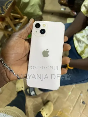 Apple iPhone 13 128 GB White