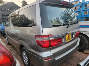 Toyota Alphard 2005 Gold