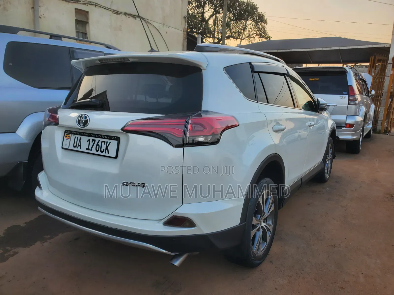 Toyota RAV4 2014 White