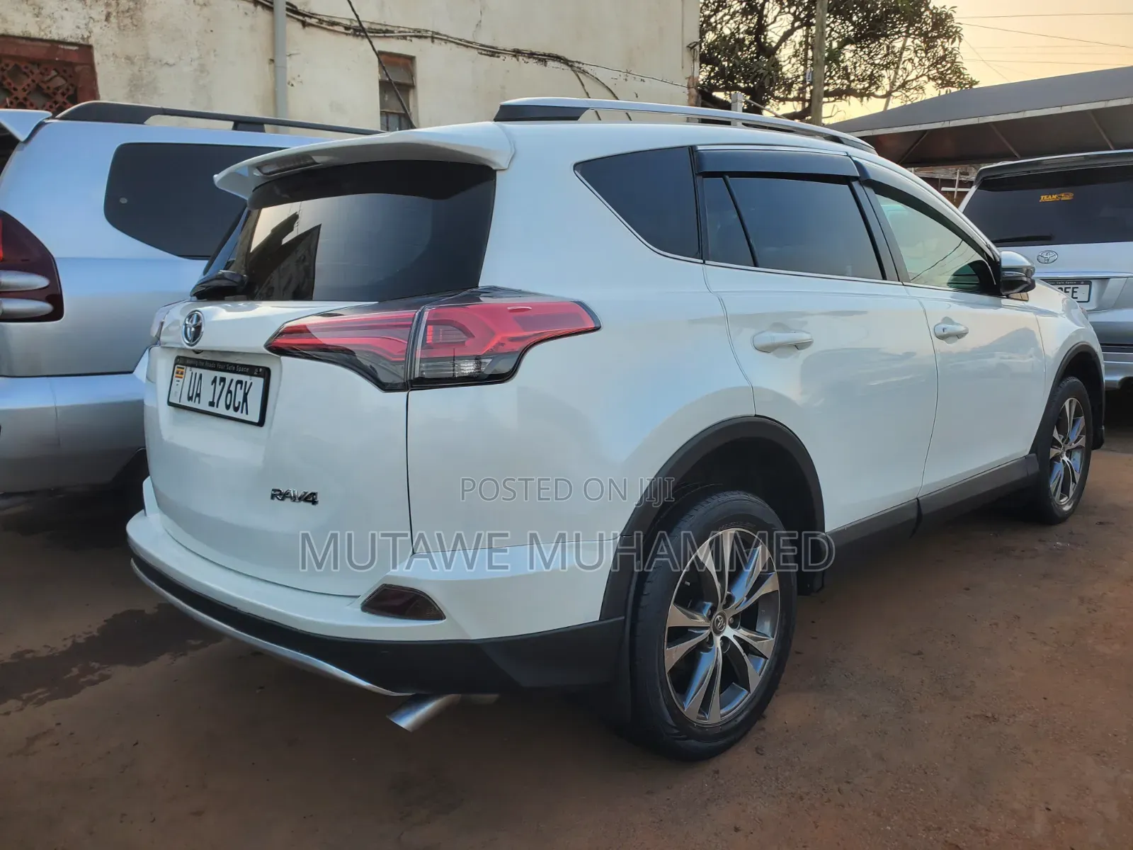 Toyota RAV4 2014 White
