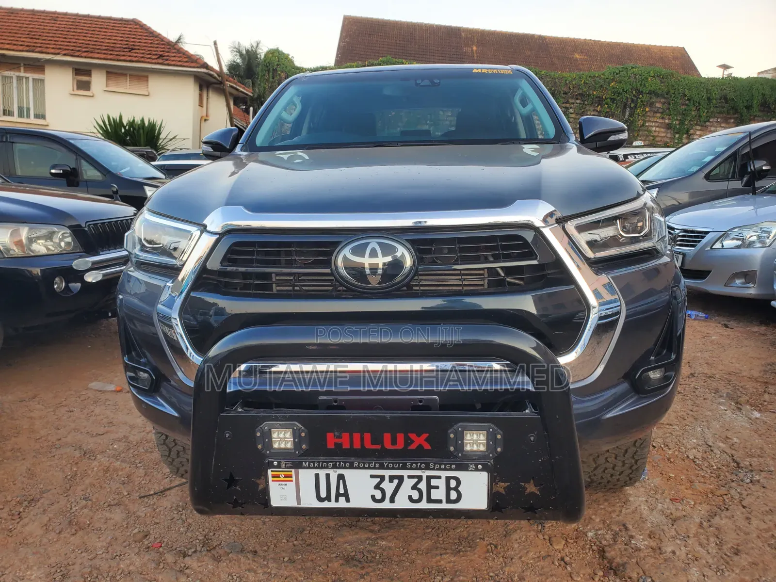 Toyota Hilux 2022 Gray