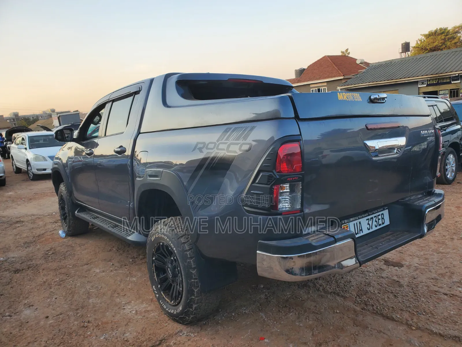 Toyota Hilux 2022 Gray