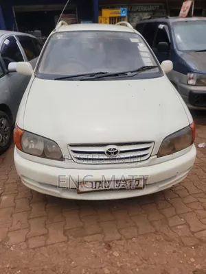 Toyota Ipsum 2000 Pearl