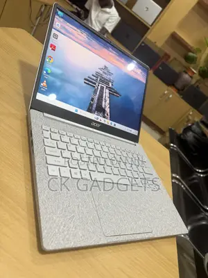 Laptop Acer Swift 5 16GB Intel Core i7 SSD 256GB