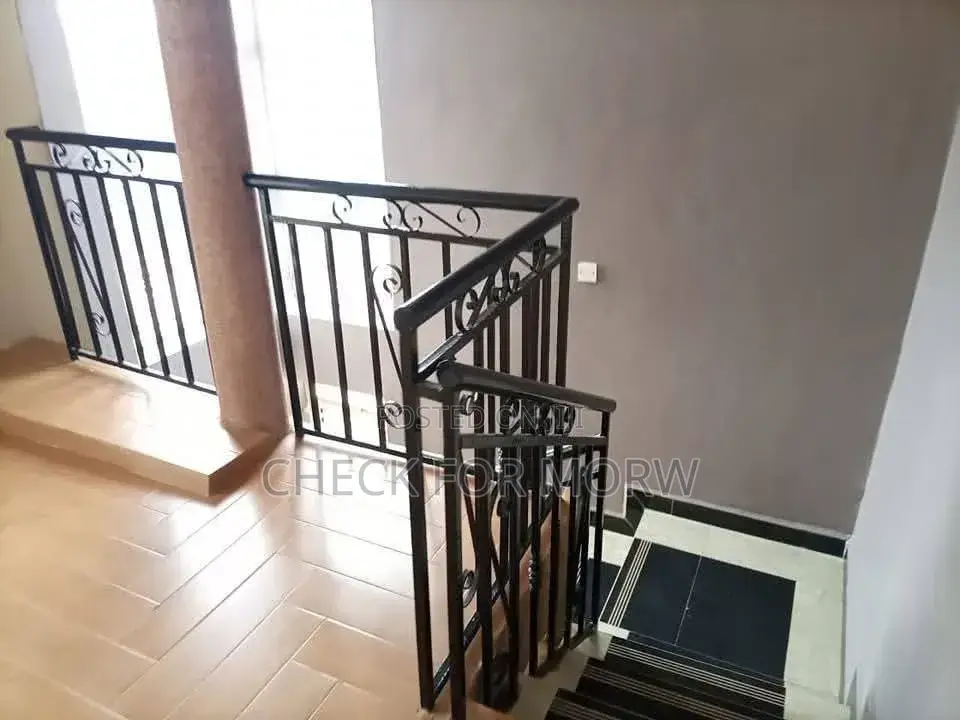 5bdrm Duplex in Bugolobi, Central Division for rent