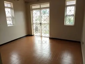 5bdrm Duplex in Bugolobi, Central Division for rent