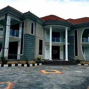 5bdrm Duplex in Kyanja, Central Division for rent