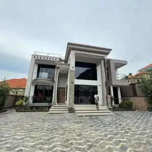 5bdrm Duplex in Munyonyo, Central Division for rent