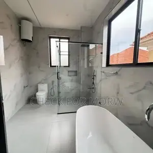 5bdrm Duplex in Munyonyo, Central Division for rent