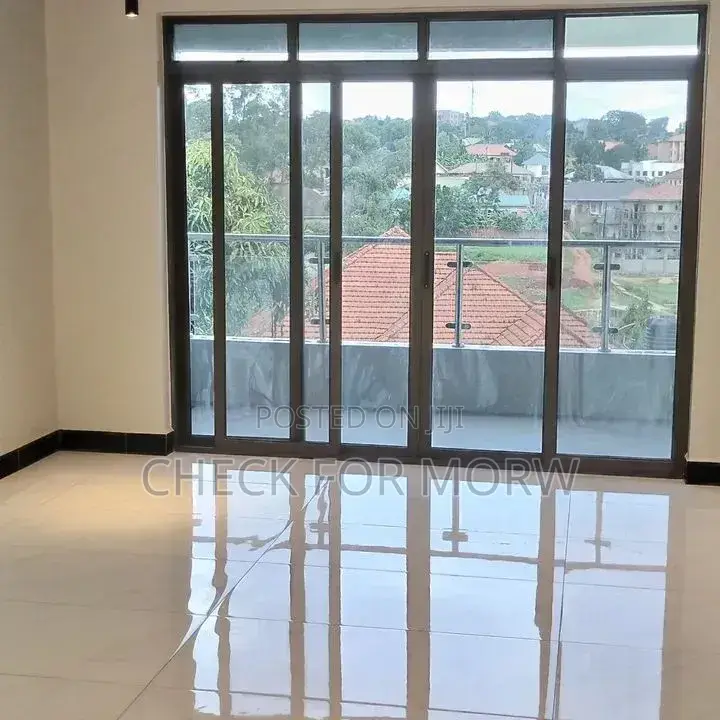 5bdrm Duplex in Muyenga, Central Division for rent