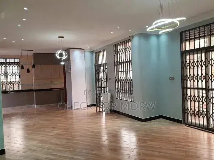 5bdrm Duplex in Buziga, Central Division for rent