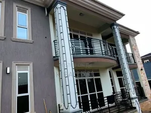 5bdrm Duplex in Buziga, Central Division for rent