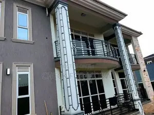 5bdrm Duplex in Buziga, Central Division for rent
