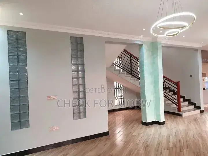 5bdrm Duplex in Buziga, Central Division for rent