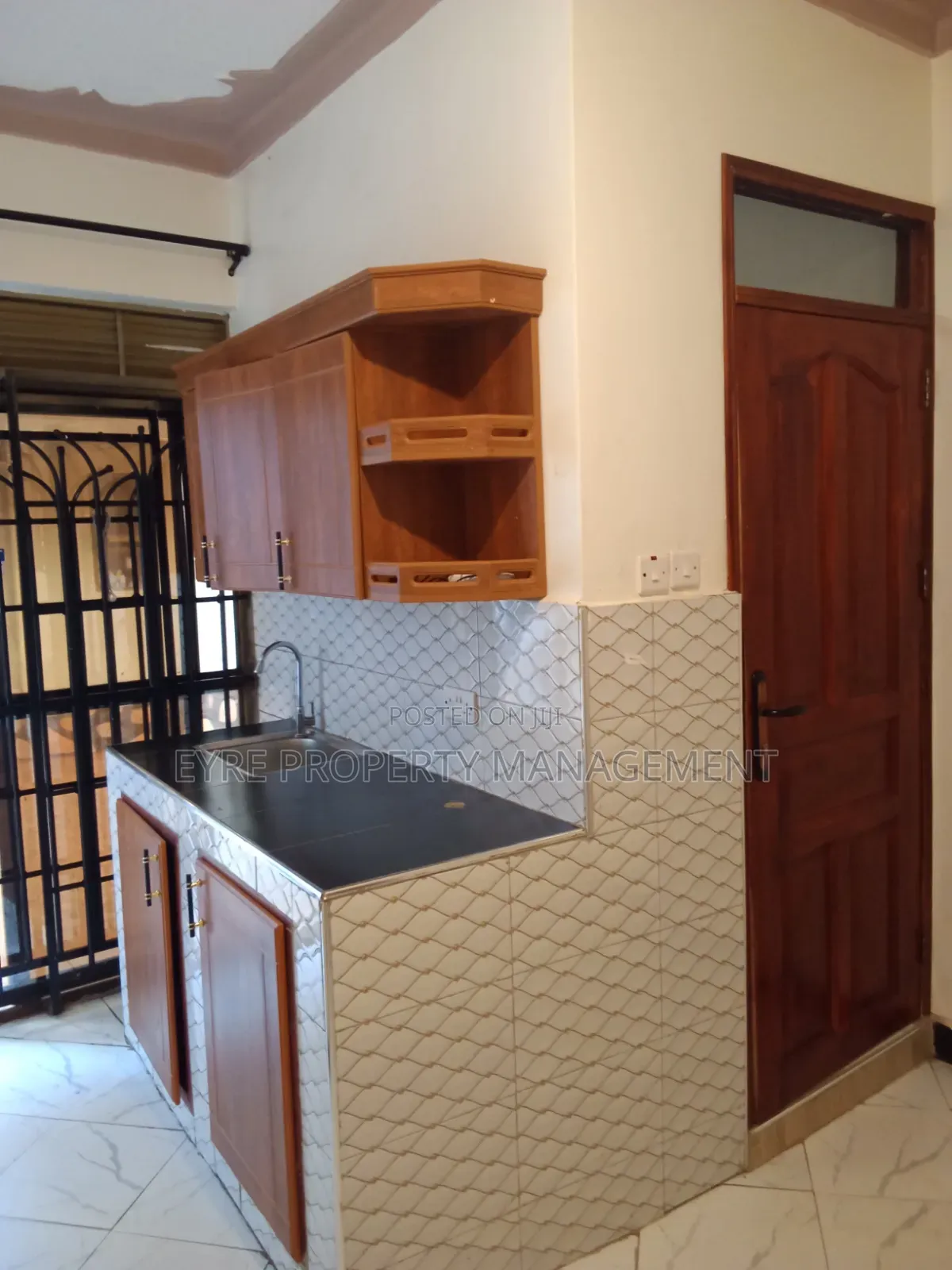 1bdrm Apartment in Central Division for rent