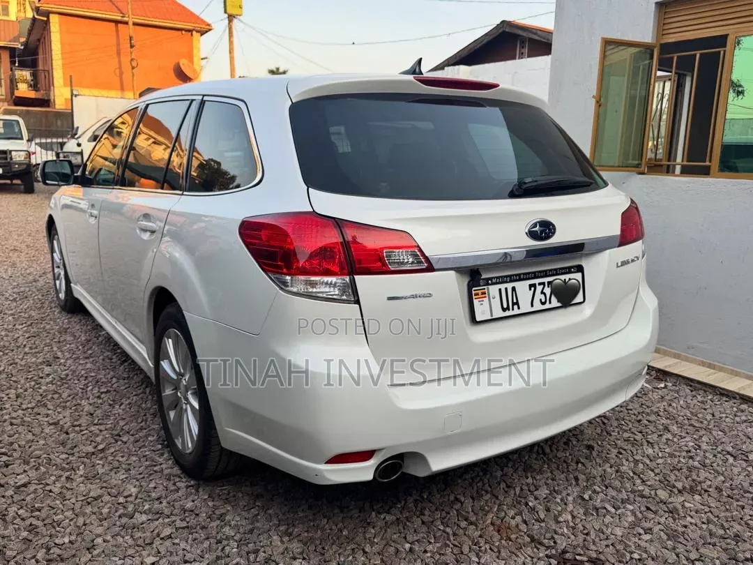 Subaru Legacy 2011 White