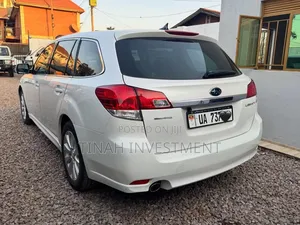 Subaru Legacy 2011 White