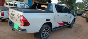 Toyota Hilux 2012 White