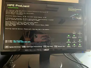 Server HP ProLiant DL 380 G10 4210R 16GB Intel Xeon HDD+SSD 2T
