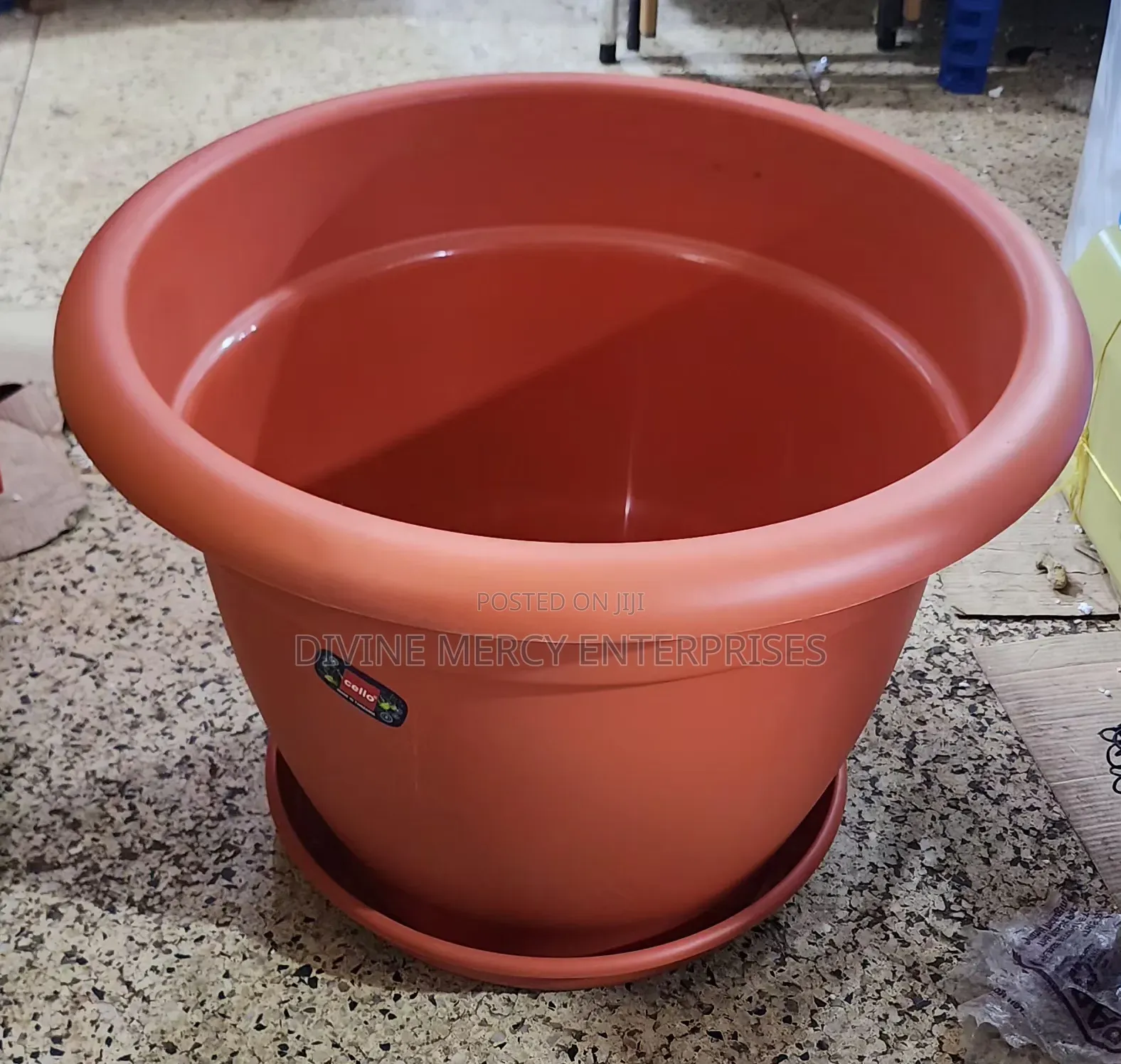 Round Biggest Flower Pots