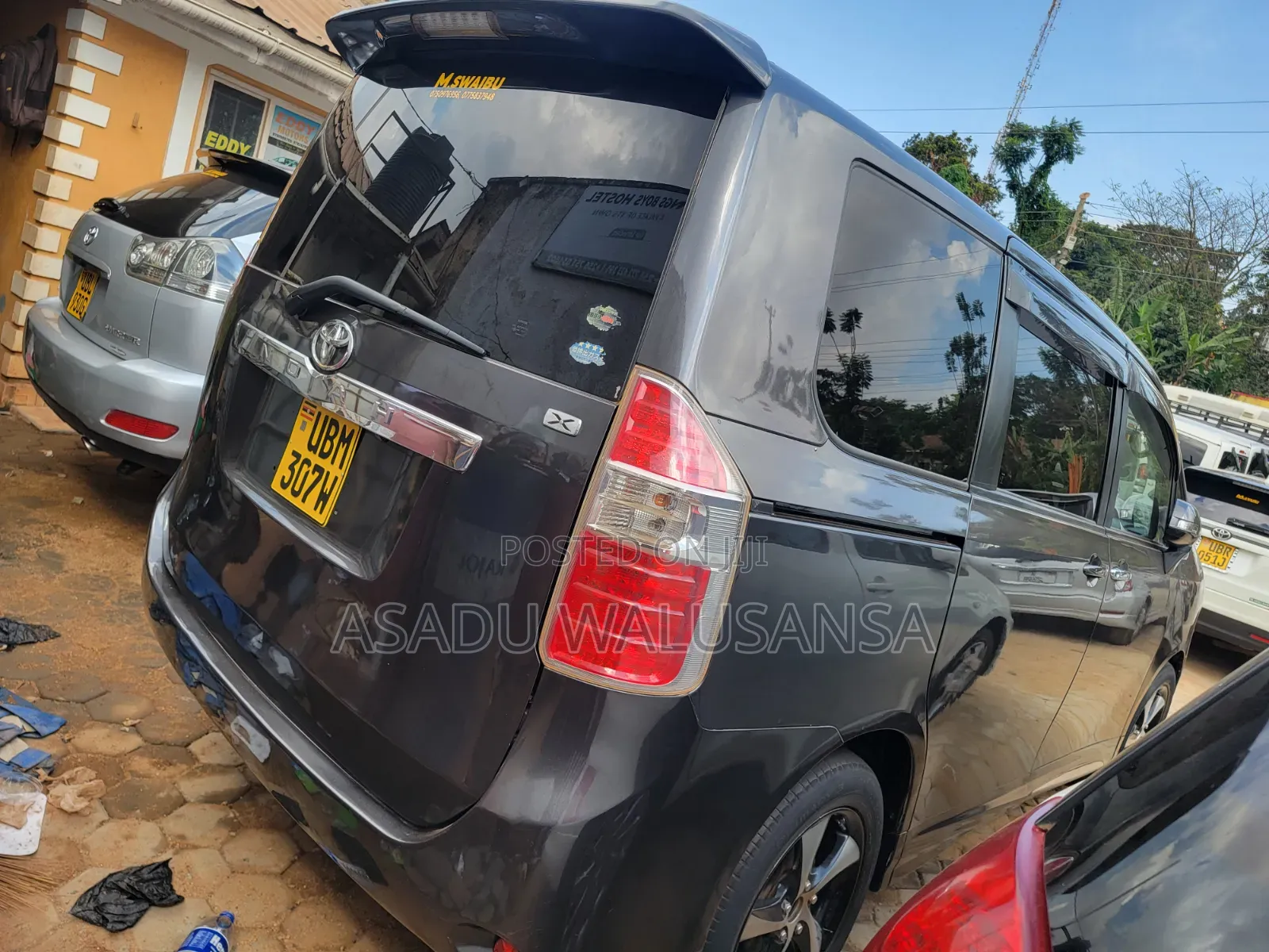 Toyota Noah 2009 Gray