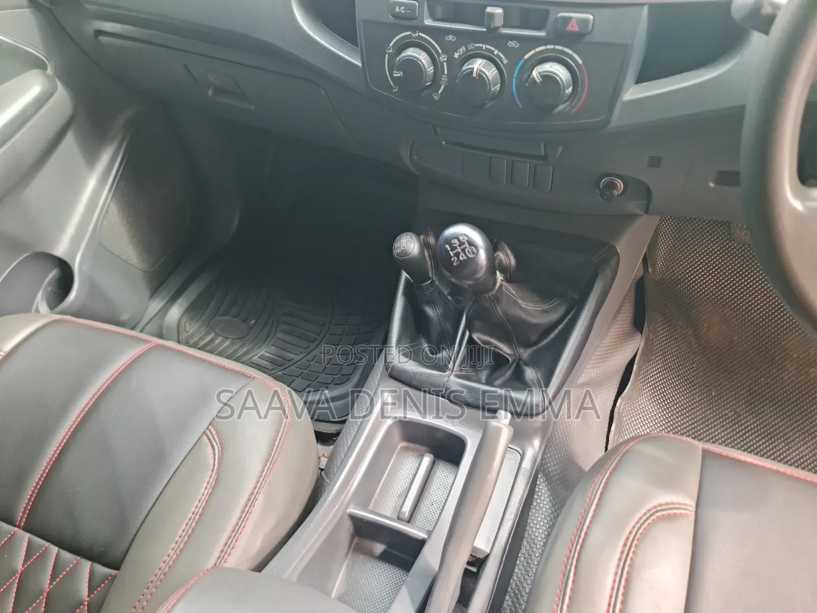 Toyota Hilux 2008 Gold