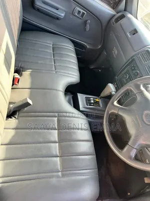 Toyota Hilux 1998 White