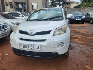 Toyota IST 2008 White