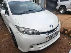 Toyota Wish 2010 White