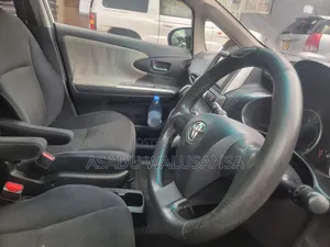 Toyota Wish 2010 White