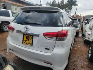 Toyota Wish 2010 White