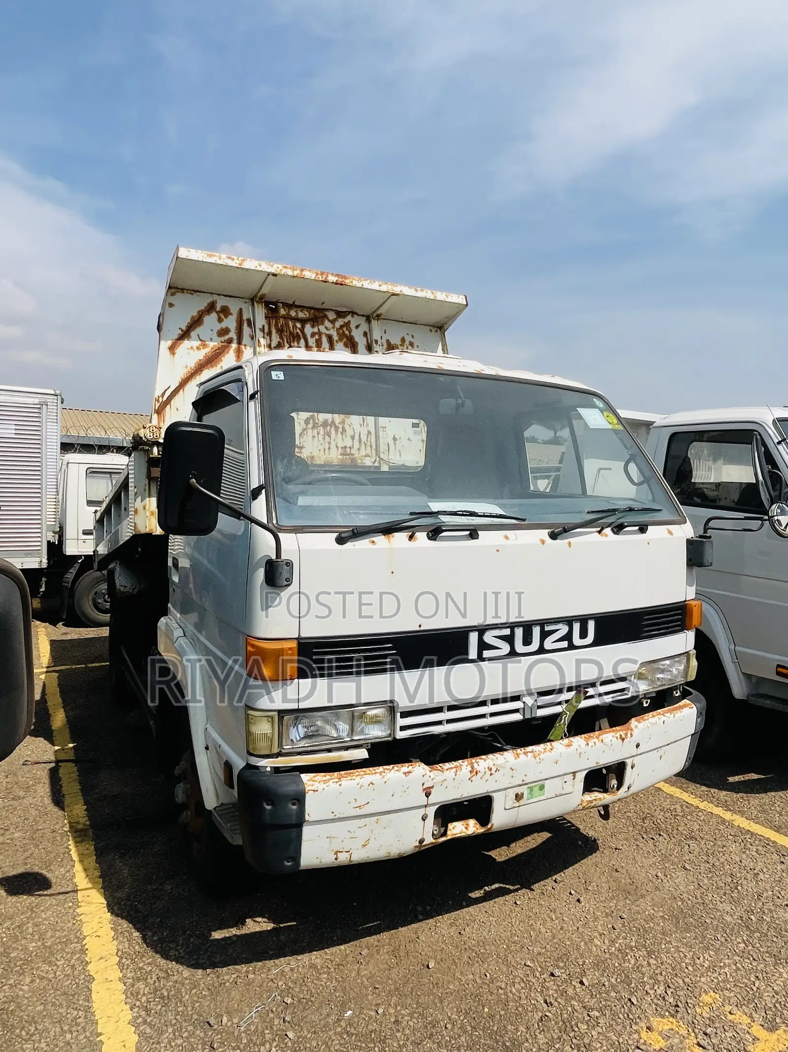 Juston Isuzu Tipper