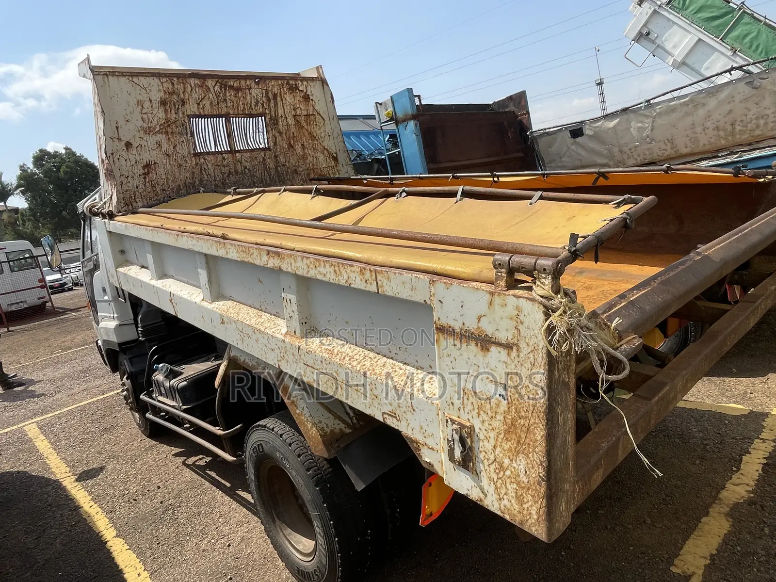Juston Isuzu Tipper
