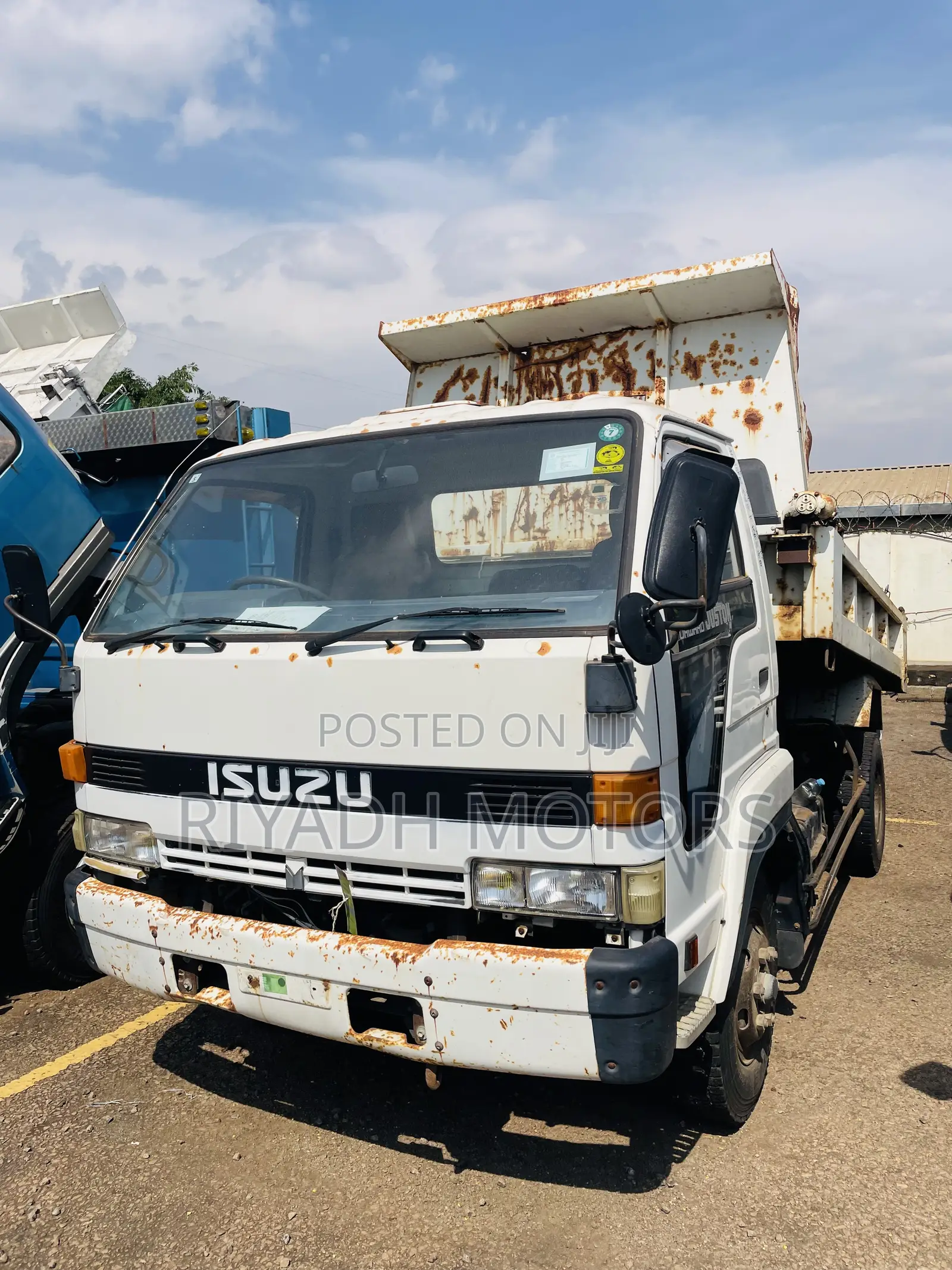 Juston Isuzu Tipper