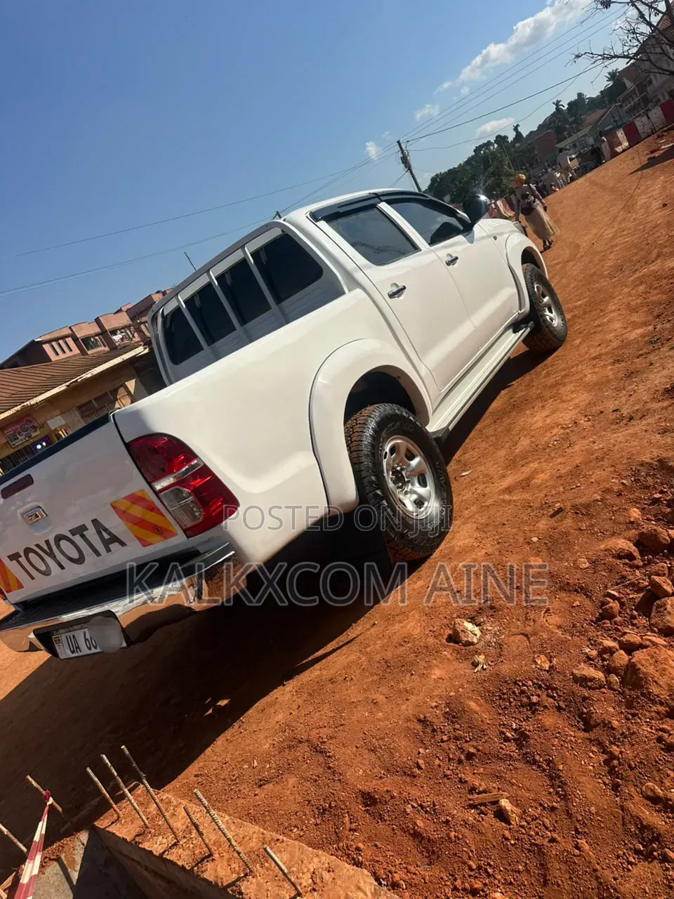 Toyota Hilux 2013 White