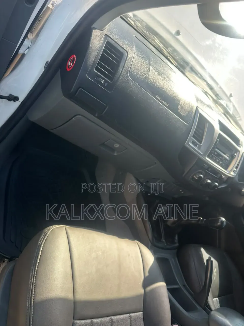 Toyota Hilux 2013 White
